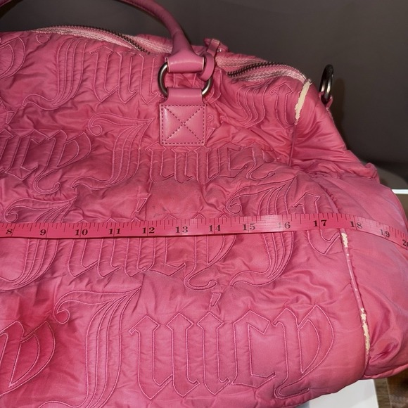 Juicy Couture Pink Duffle Tote Bag Purse Vintage Gothic Logo Daydreamer Y2k - Picture 13 of 16
